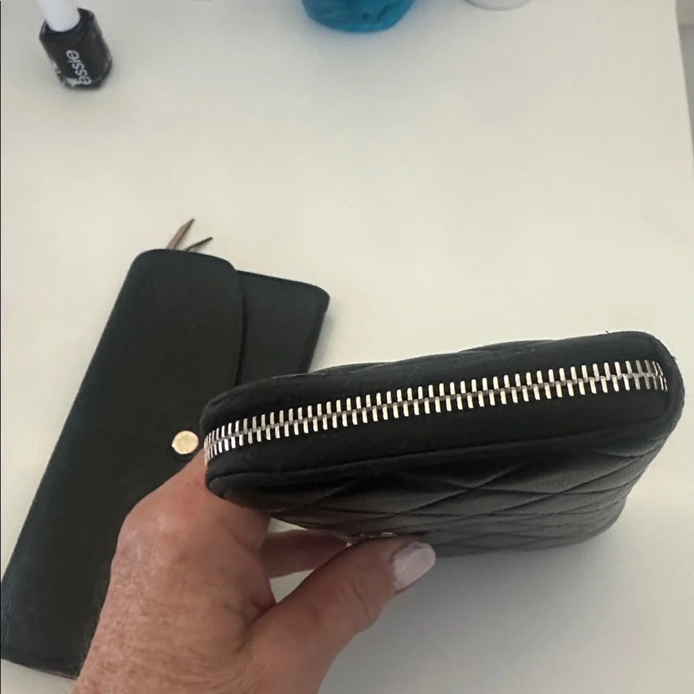 CHANEL Black Quilted Leather Wallet